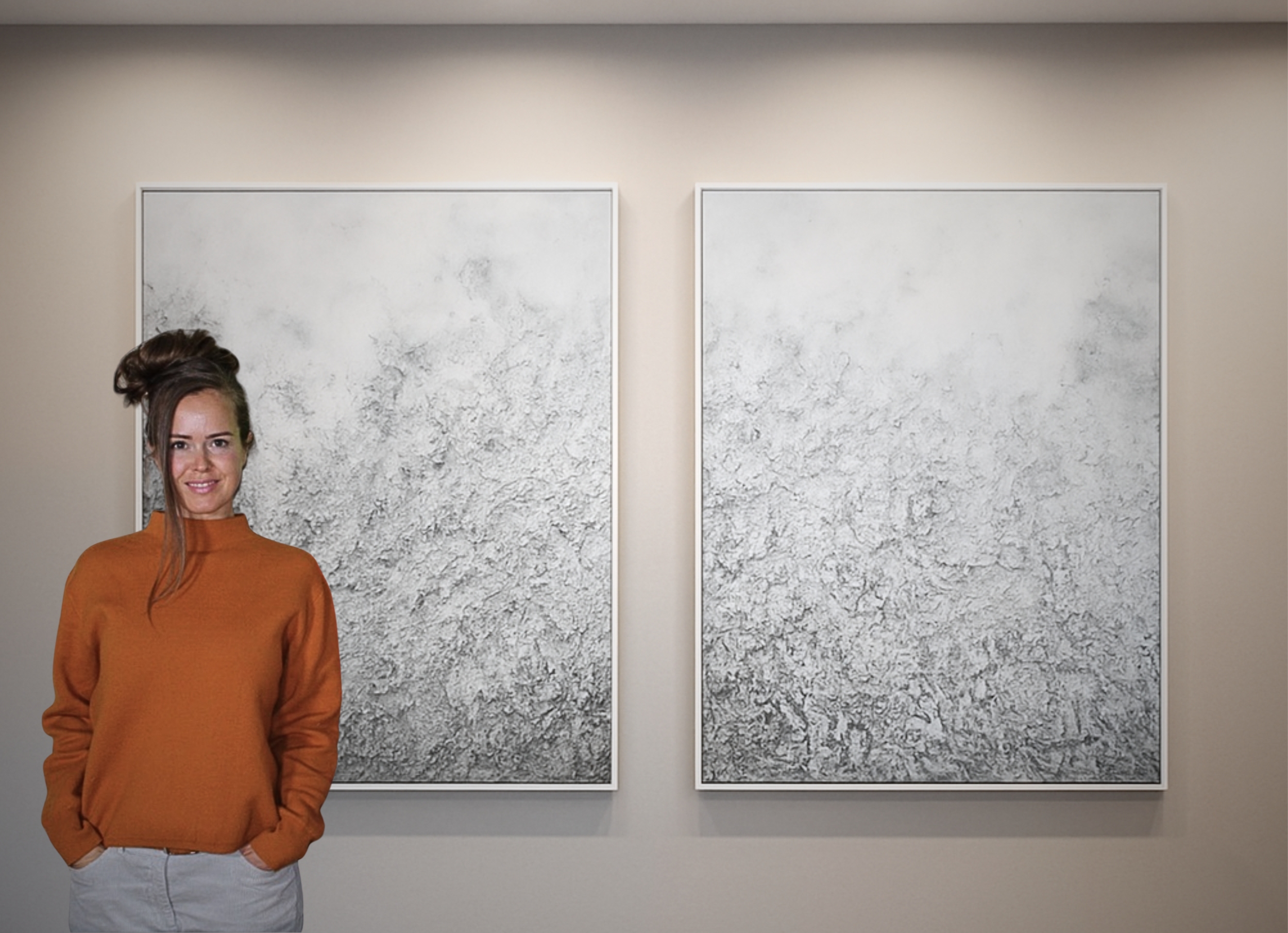 Textured acrylic artist in Mallorca